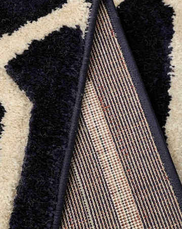 Newport Lattice Geometric Rug