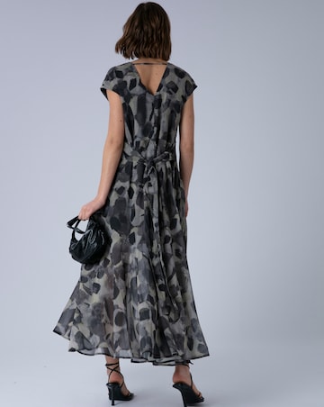 Religion Dress