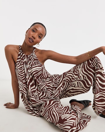 Textured Crinkle Halter Top