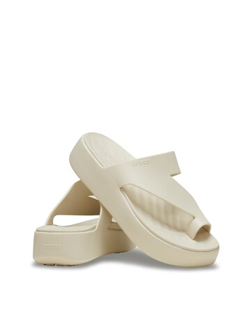 Crocs Sandstone Getaway Toe Loop Platform Strap Sandal