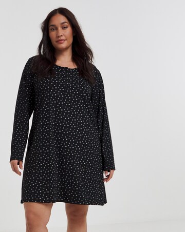 Pretty Lounge 'The Nightshirt' Length 32 Inches