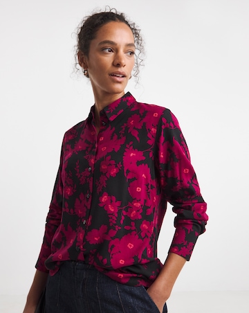 Dipped Back Long Sleeve Shirt