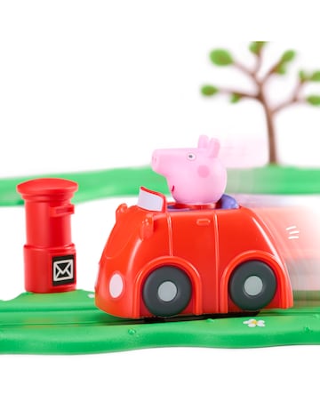 Peppa Pig Whizz-Around - Peppa's Little Red Car Set
