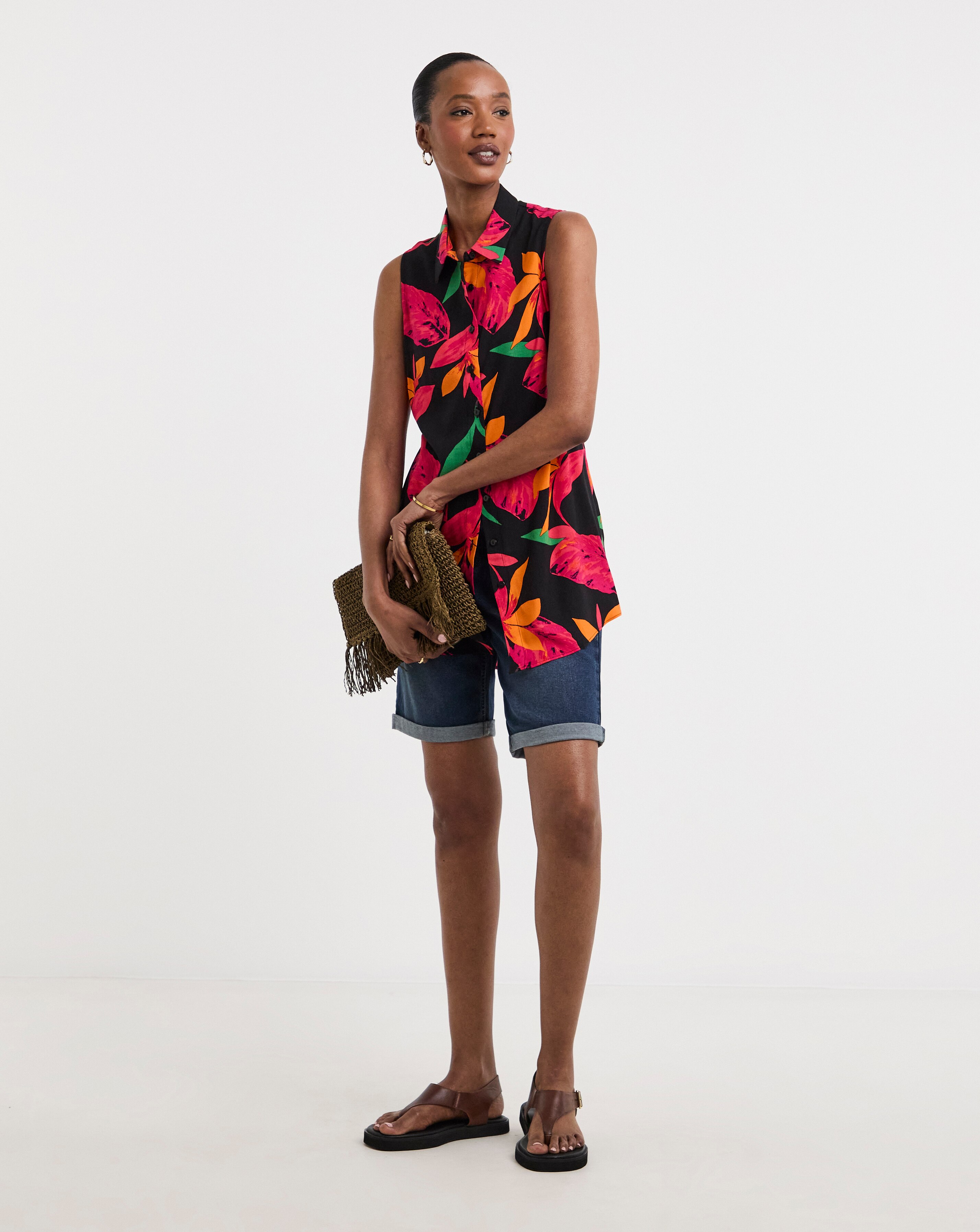 Dipped Back Sleeveless Shirt