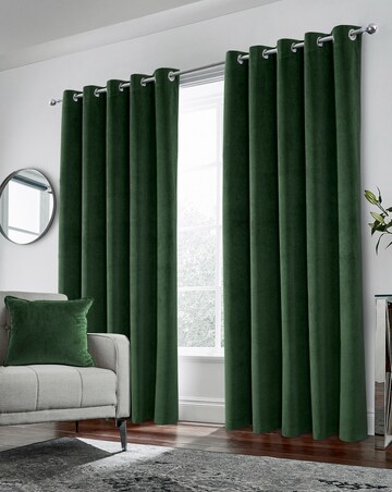 Hampton 100% Blackout Eyelet Velvet Curtain