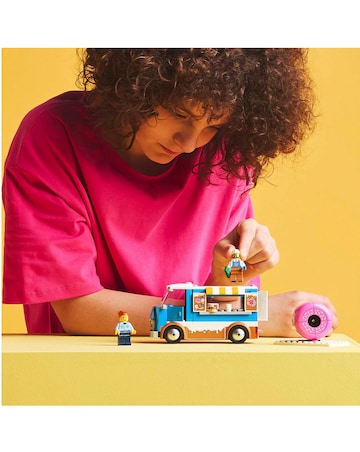 LEGO City Doughnut Truck Toy, Set with 2 Minifigures 60452