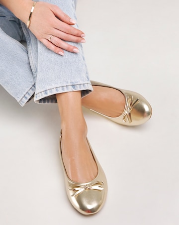 Selena Classic Flat Ballerina Shoes - Extra Wide Fit (EEE)
