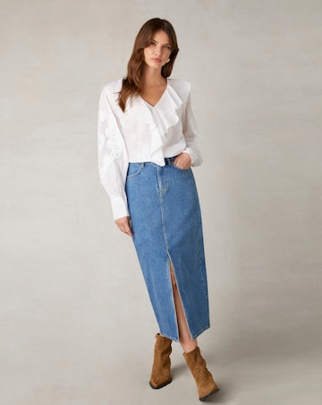 Ro&Zo Embroidered Mesh Sleeved Blouse