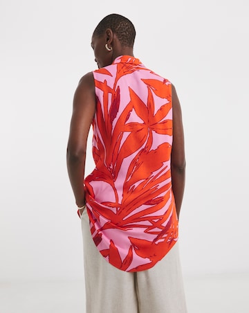 Dipped Back Sleeveless Shirt