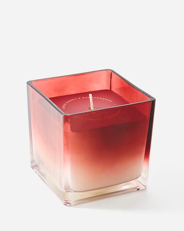 Pomegranate & Cassis Scented Medium Candle