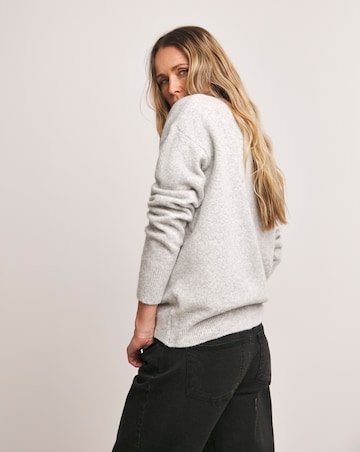 Anthology Gifting V Neck Jumper