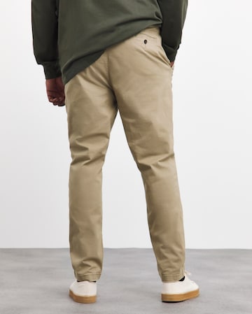 Slim Fit Chino