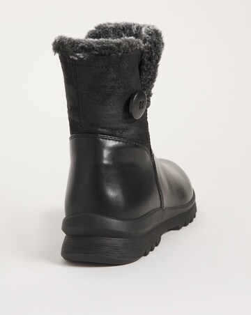 Cushion Walk Casual Boot with Side Zip E Fit