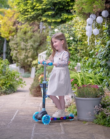 EVO Eclipse Light up Scooter Blue