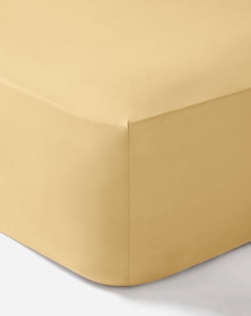 Non Iron Plain Dye Extra Deep 38cm Fitted Sheet