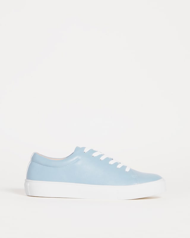 Boston Lace to Toe Trainer - Wide Fit (E)