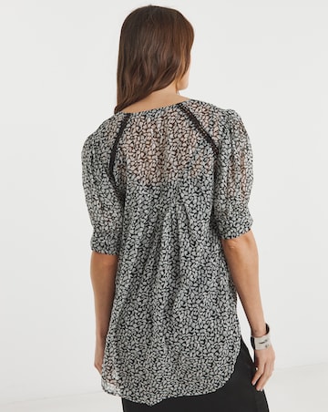 Mono Print Dipped Back Blouse