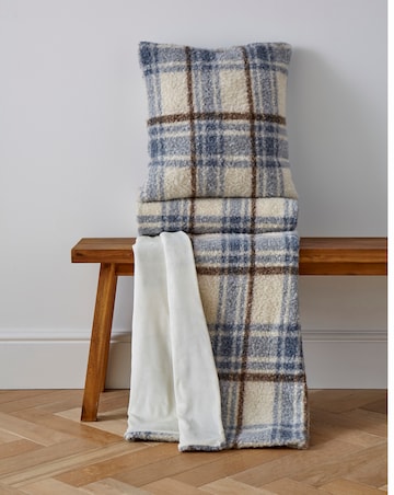 Boucle Checked Throw