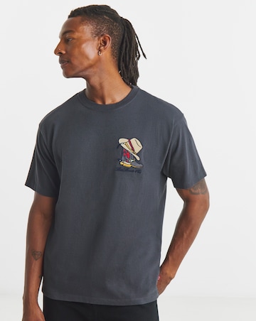 Levi's Short Sleeve Embroidered Motif T-Shirt - Black