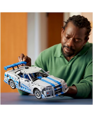 LEGO Technic 2 Fast 2 Furious Nissan Skyline GT-R (R34) Car Model Kit 42210