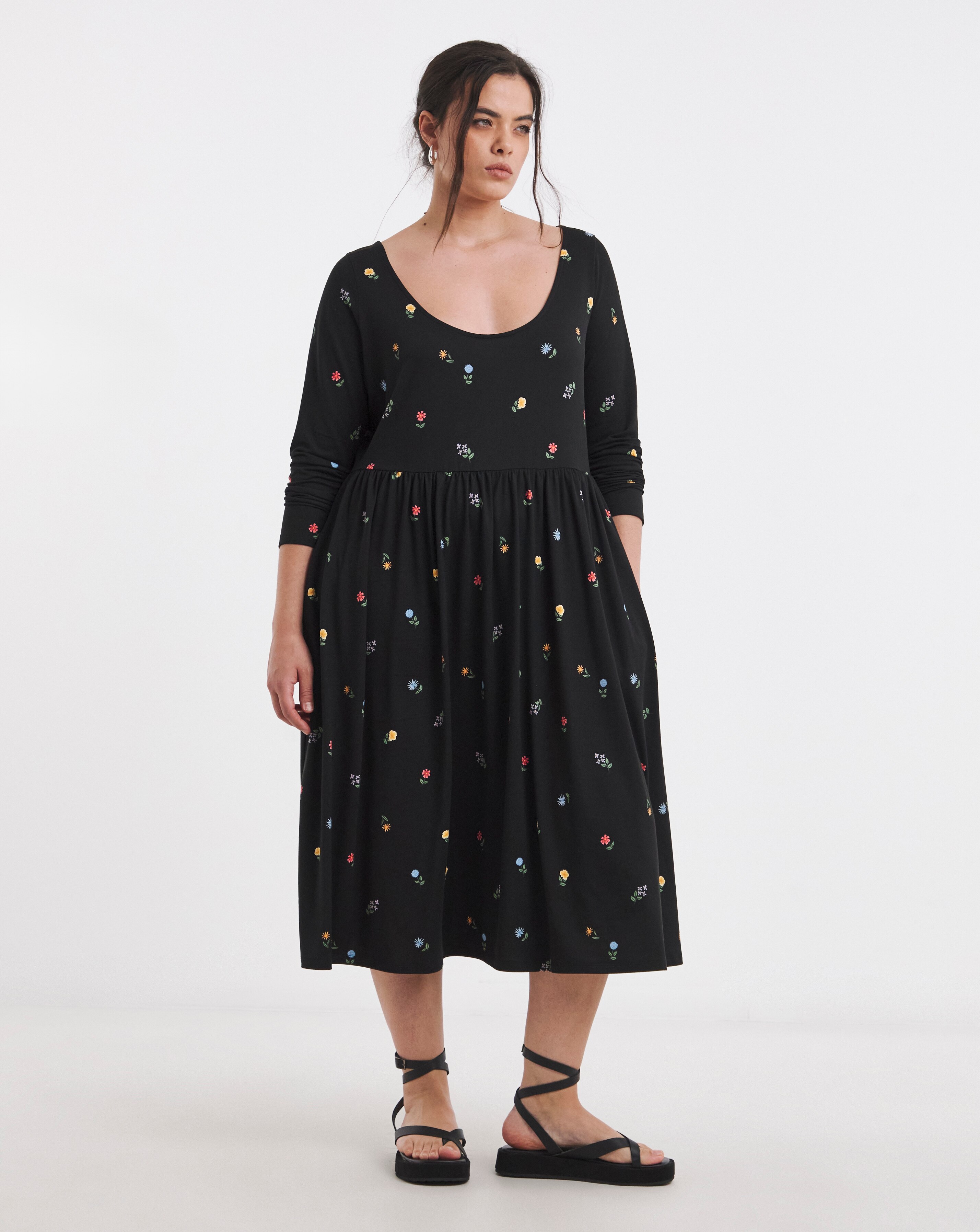 Simply Be Ditsy Print Scoop Neck Pocket Midi Dress
