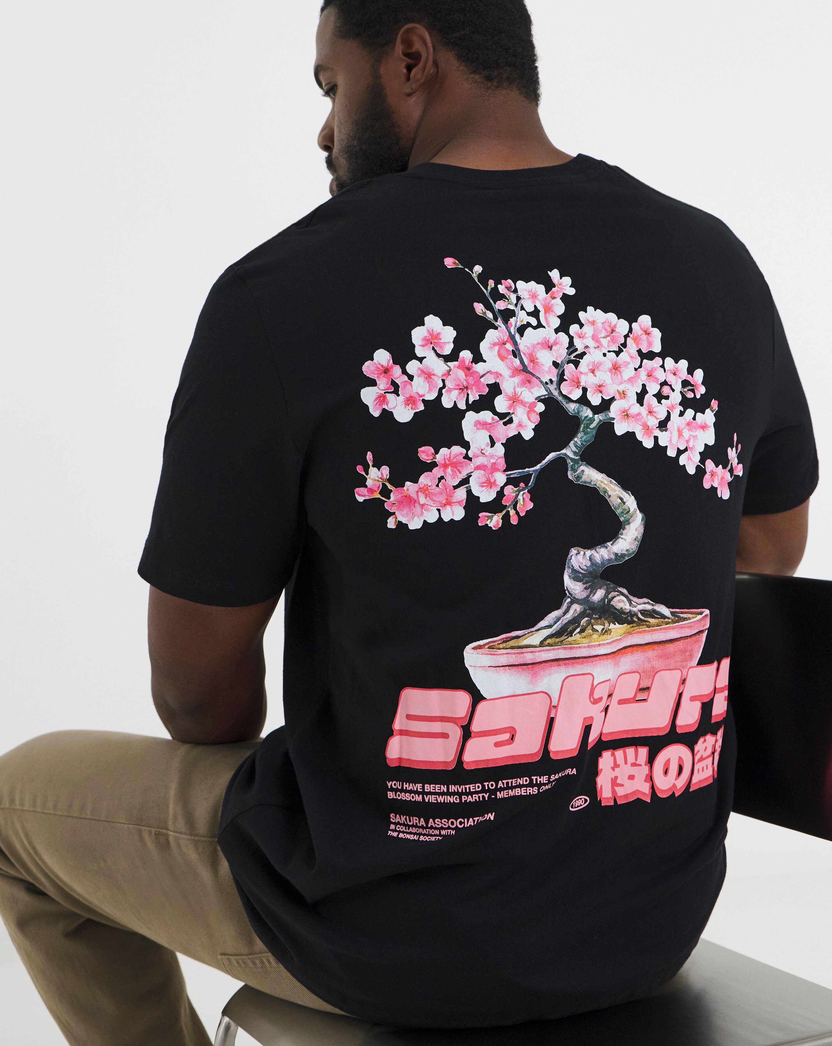 Jack & Jones Sakura Oriental Back Graphic T-Shirt - Black | JD