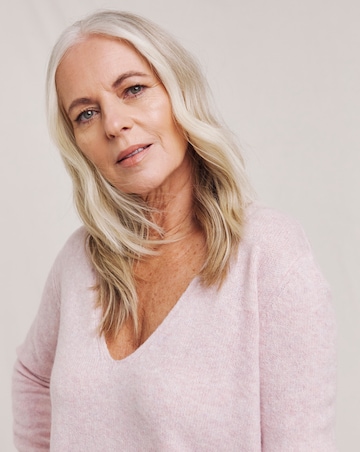 Julipa Deep V Soft Wool Longline Jumper