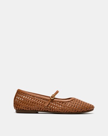 Clarks Tan Weave Livia Sky Shoes - Standard Fit (D)