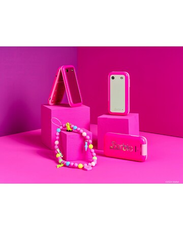 HMD Barbie Flip Phone - Power Pink