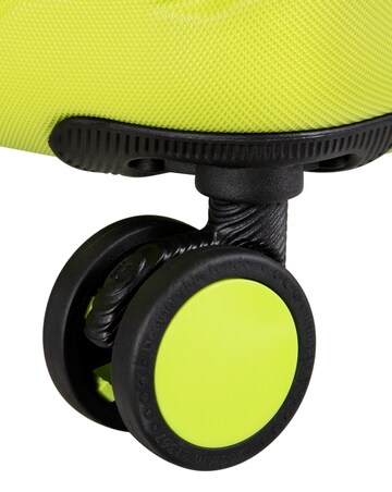 IT Luggage Pleating Medium Suitcase