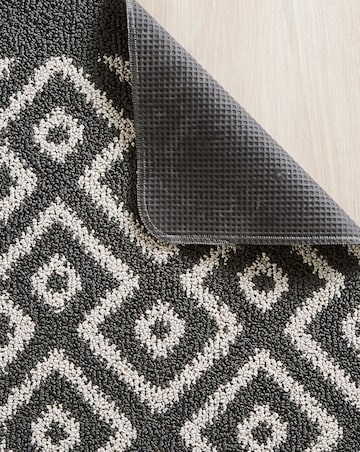 Geo Stain Resistant Cosy Runner