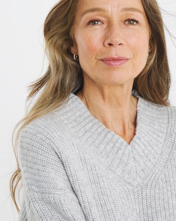 Re-luxe Grey V Neck Jumper