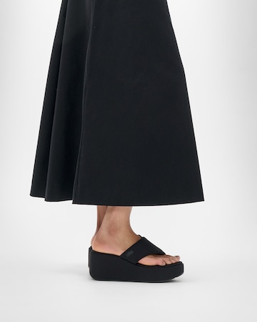 FitFlop Black Platforms Wedge Toe-Post Sandals - Standard Fit (D)