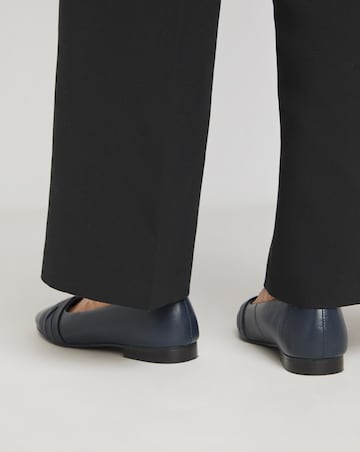 Heavenly Soles Lucille Leather Crossover Square Toe Ballerina Extra Wide EEE Fit