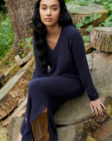 Ro&Zo Navy V Neck Textured Knit Dress