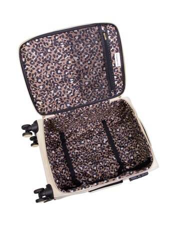 IT Luggage Bewitching Cabin Suitcase