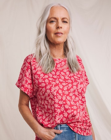 Julipa Turn Back Pure Cotton T-Shirt