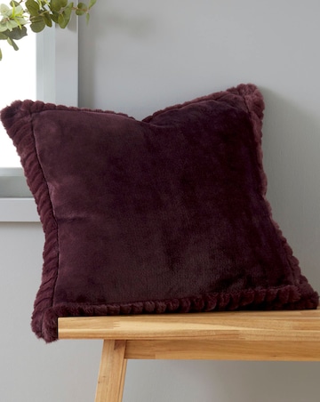 Catherine Lansfield Velvet Faux Fur Cosy Cushion
