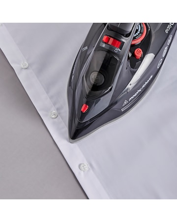 Morphy Richards 303251 2400W Easy Charge Power+ Cordless Steam Iron