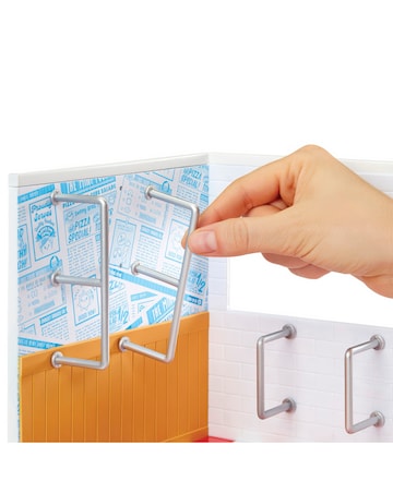 MGA's Miniverse Make It Mini Spaces Pizza Shop