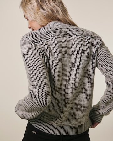 Crew Neck Heavyweight Jacquard Cardigan