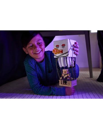 Minecraft Blast Attack Ghast Action Figure Set