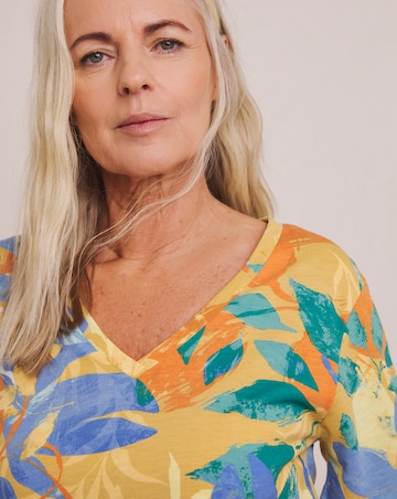 Julipa V Neck Printed T-Shirt