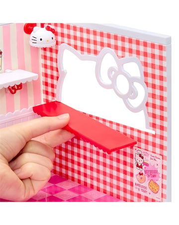 MGA's Miniverse Make It Mini Spaces Hello Kitty Building Set
