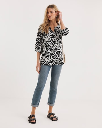 Abstract Print Volume Sleeve V-Neck Jersey Swing Top
