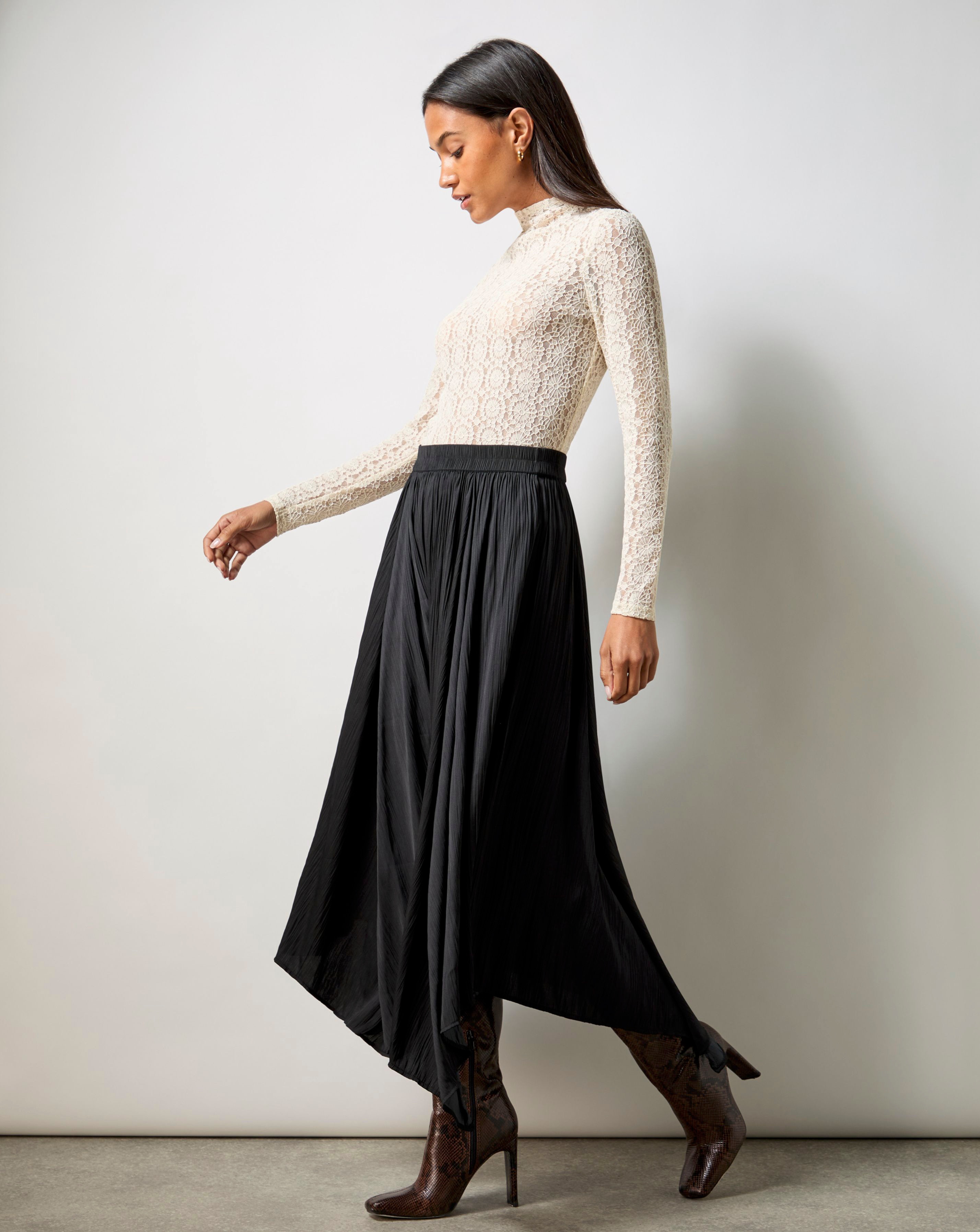 Ro&Zo Black Plisse Full Skirt | JD Williams