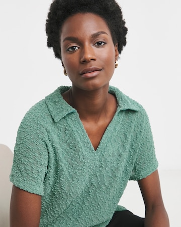 Popcorn Yarn Collared Top