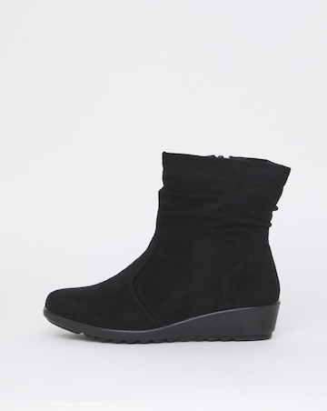 Cushion Walk Ruched Wedged Boots E Fit