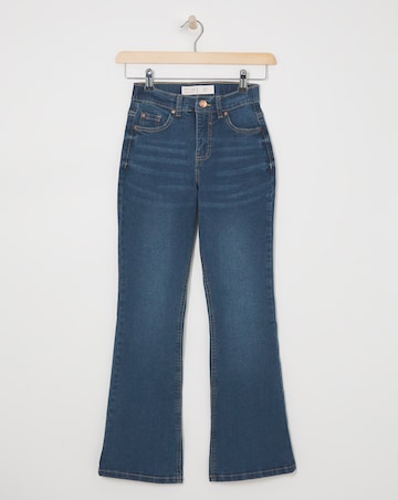 24/7 Mid Blue Bootcut Jean