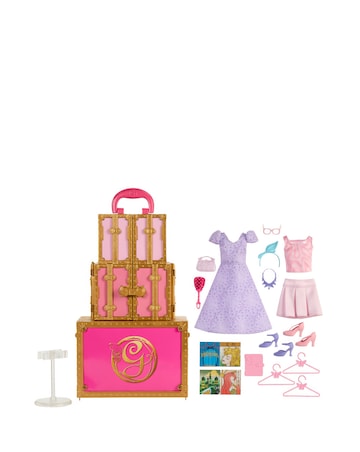 Wicked Glinda's Glamorous Closet, 2 Unique Looks, Surprises & 13 Accessories